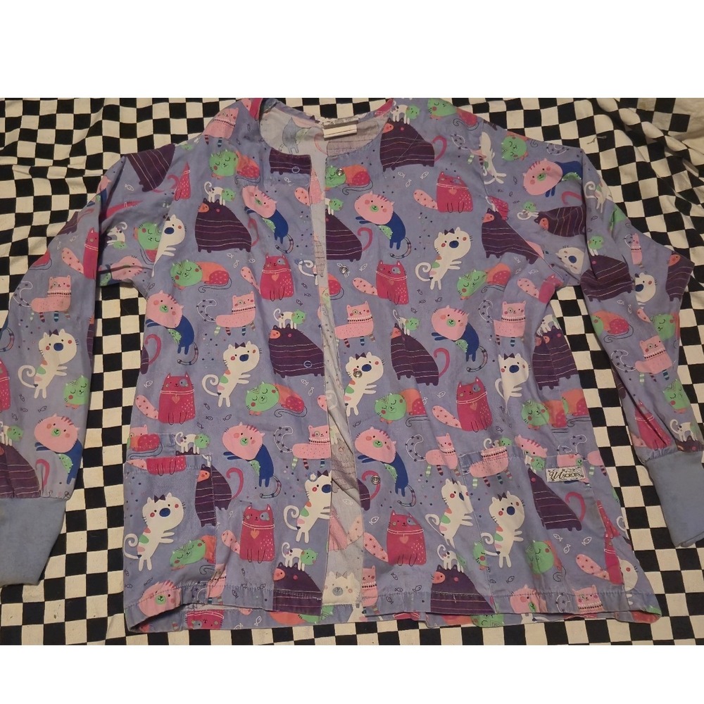 UA Scrubs Womens Medium‎ Blue Cat Print Snap Front Warm Up Jacket Long Sleeve